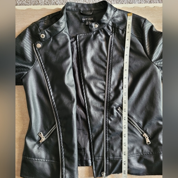 New Look Faux Leather Moto Jacket Black Full Zip Pockets Short Stylish Sz M EU - Picture 9 of 11